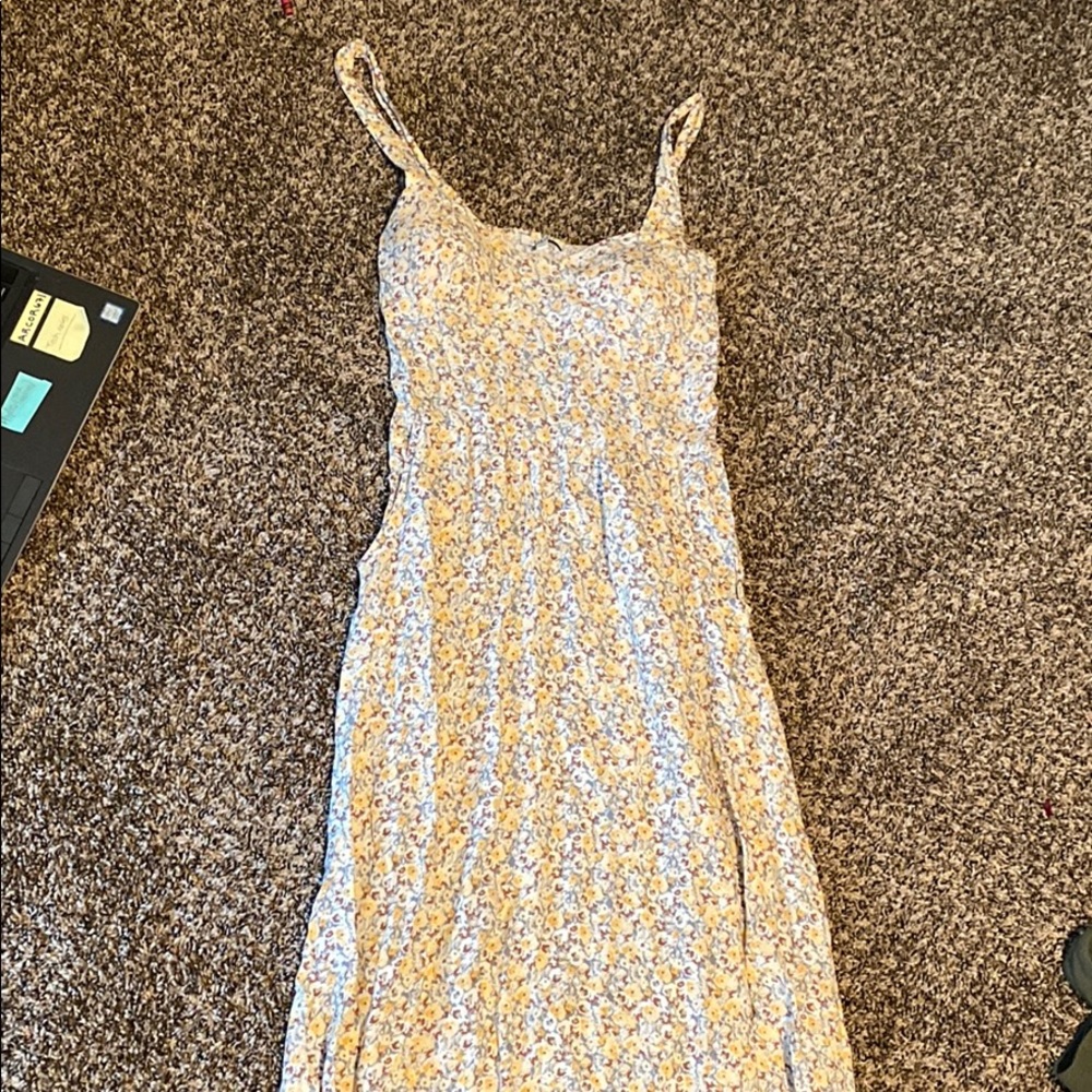 Beautiful Medium Yellow Flower Dress